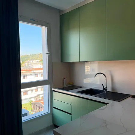Kurti Appartement Golem (Tirana)